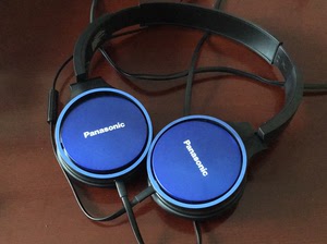 出松下hf300m头戴式耳机