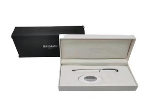 法国Balmain宝曼圆珠笔/4GB的U盘礼品套盒   全身