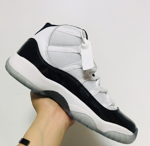 aj11康扣高帮真碳桥11高帮黑白真气垫篮球鞋运动鞋