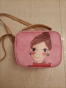 韩国陆心媛粉色小挎包，可当手提包，可当挎包。宽25cm，高2
