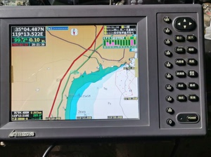 GPS导航仪华润HR98810.1英寸全套配件除支架其它新的