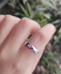 周大生au750钻戒