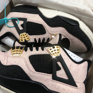 aj4 大理石 热熔岩 黑粉金扣 98新 38码