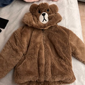 小熊外套 110码有尾巴的