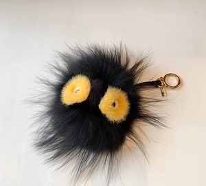 fendi芬迪小怪兽毛球