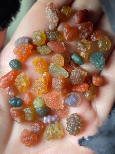 新疆黑山鱼籽玛瑙巴楚黑山玛瑙原石鱼籽玛瑙手串黑山鱼籽玛瑙手串