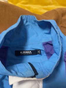 Kama潮牌女生薄外套卫衣，四百多买的，现在胖了穿不了，喜欢