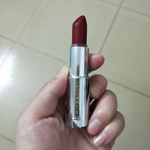 纪梵希小羊皮口红307代购购入