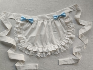 手作围裙定制,图片上为本白色,双层花边,可改颜色,图上蕾丝花