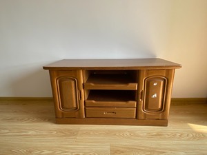 大连华丰实木旧家具电视柜120×62×53，在旅顺中庚香海金