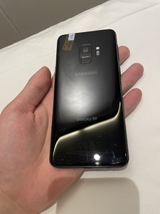 三星s9美版4 64 成色不错 原系统没刷国行 插卡有锁 懒