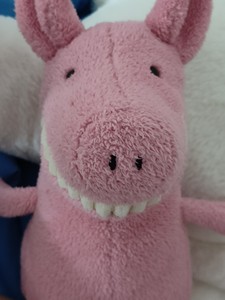 英国Jellycat微笑大牙猪疗愈毛绒陪伴玩具安抚玩偶公仔猪