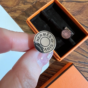 爱马仕 hermes 袖扣 马鞍定款袖钉
