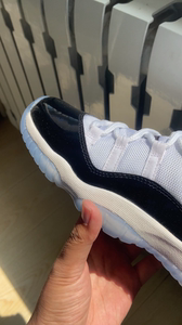 aj11康扣gs 38.5 水晶底氧化全新未必穿 鞋盒