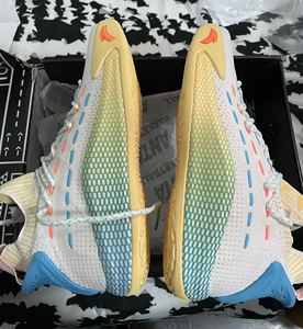 全新 安踏kt5 源莱如此 勇士队克莱汤普森第五代战靴 实体