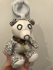 安稳觉好吗淘宝全新coach 蔻驰联名款皮质公仔小熊,专柜购入,有小票