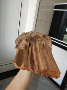 000人付款淘宝太行崖柏骨料风茬,局部黑