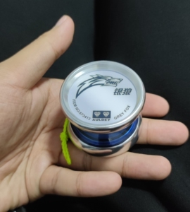 奥迪双钻银狼悠悠球