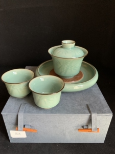 黄汉弟龙泉青瓷全新盖碗带两杯套装