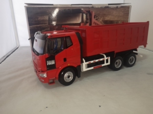 解放j6,1/24自卸车模型