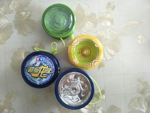 奥迪双钻正版悠悠球 超级龙球 玉麒麟 光子精灵带价私