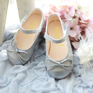 韩国进口正品儿童漆皮礼服鞋子女孩小童银色公主鞋演出鞋宝宝皮鞋