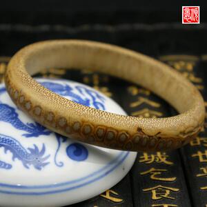 天然竹根雕刻手镯 满钉竹根手镯 可批发