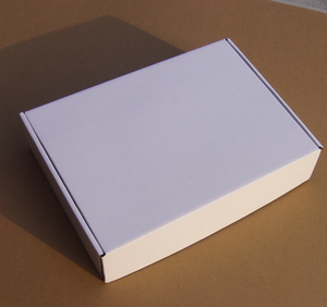 批量定制 白色纸盒飞机盒定做,服装盒电子盒瓦楞盒包装盒订做