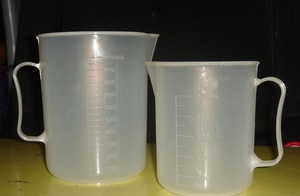 塑料透明量杯量勺 配土、稀释肥料、花药 500/ 1000 /2000ml