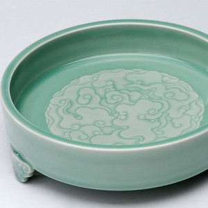 龙泉青瓷精品摆件 省级大师 王传斌青瓷手工作品 祥云三足洗