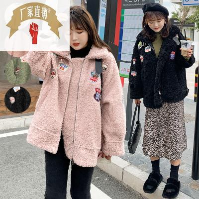 2019胖妹妹春季新款韩版200斤大码女装图标款胖mm羊羔绒外套ST023