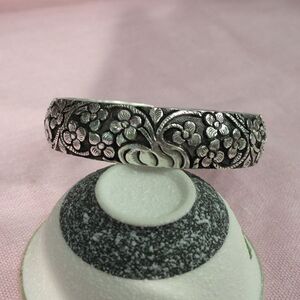 大理雪银阁s999苍山雪花银高端手工艺打制梅花手镯复古纯银手镯