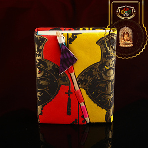 西藏红唐东杰布藏戏面具图案红黄色藏纸笔记本（中号）民族风本子