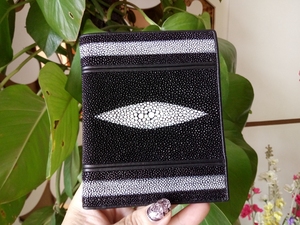 男女士竖款珍珠鱼皮钱包 短款皮夹 rota魔鬼鱼皮夹