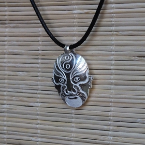 大理雪银阁  s999苍山雪花银纯手工打制姜维脸谱纯银挂件