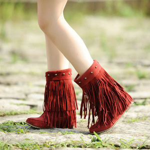 冬季棉靴中筒靴铆钉流苏民族风雪地靴低跟内增高红色圆头大码女靴