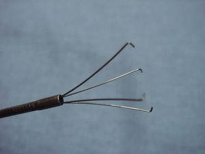 成本价 四爪形异物钳 四爪钳 一次性内镜耗材 医疗器械