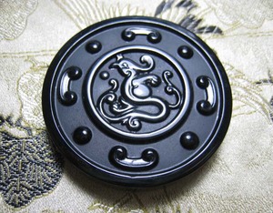 广西黑青玉  和田玉 塔县黑青 特细一细料  龙形玉佩