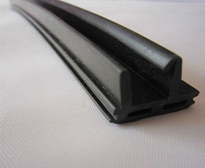tpv断桥铝皮条比三元乙丙胶条水上漂皮条60断桥铝门窗密封防水条