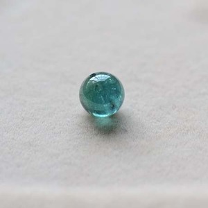 天然水晶巴西老料玻璃体碧玺单珠8.3mm(蓝色）DIY新品配珠
