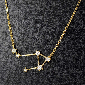 麦维斯 十二星座系列钻石项链18k黄金天秤座个性生日礼物钻石吊坠