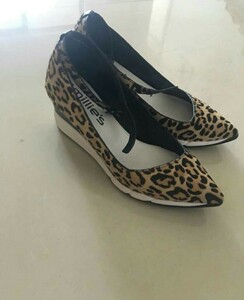 00我叫小鱼儿99288淘宝妙丽纯皮网眼皮鞋,坡跟内增高