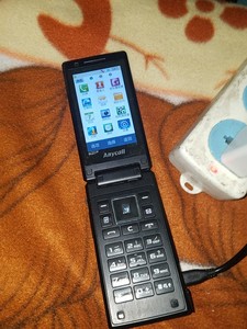 收藏三星anycall翻盖手机,可触屏,商务手机,喜欢的来看一下