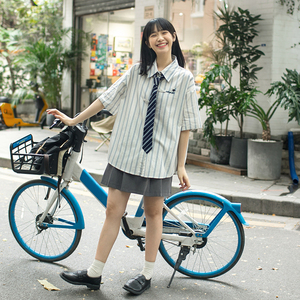 小雨良品日系学生蓝色条纹领带衬衫短袖女夏季薄款小个子韩版上衣