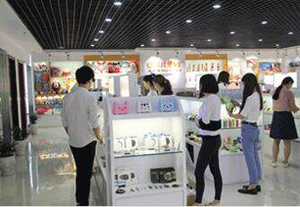 曼克斯日用百货