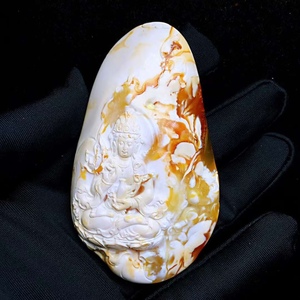 俄料天然琥珀蜜蜡观音挂件雕刻件吊坠佛像林峰大师作品菩萨