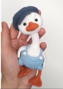 手工diy毛线钩针编织玩偶呆头鹅电子图解教程【非成品】