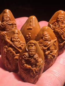 橄榄核雕刻浮雕整身五虎上将手串1.9/3.55 橄榄胡五虎手链