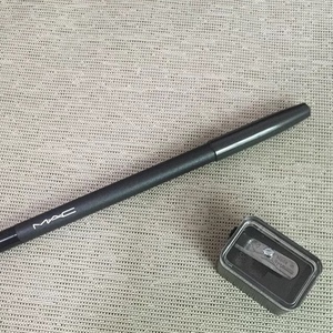 日上魅可mac精采烟熏眼线笔 自动免削持久防晕染黑色深棕色咖啡