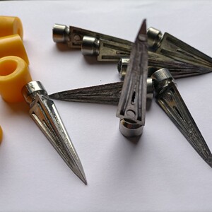 锌合金铝合金三角形阻车路障钉配件阻车器配件橡胶垫片皮圈